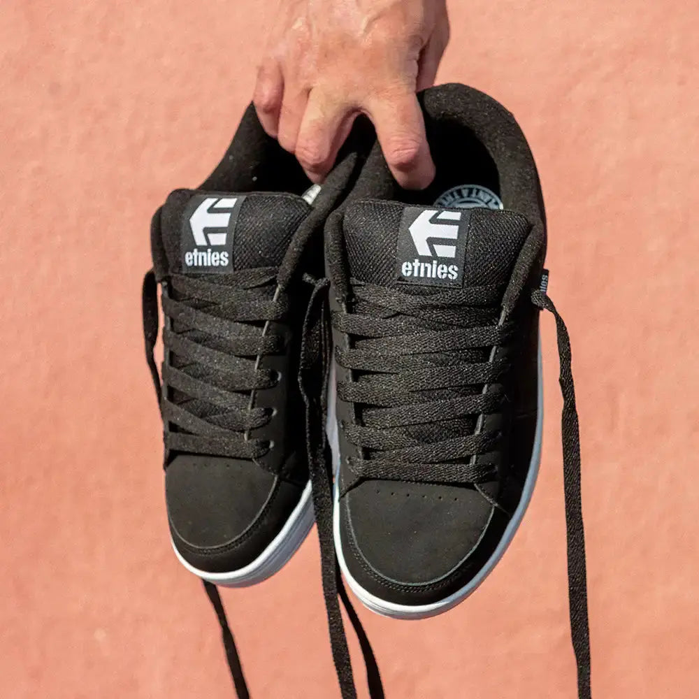 Etnies Kingpin black/white/gum - skate shoes