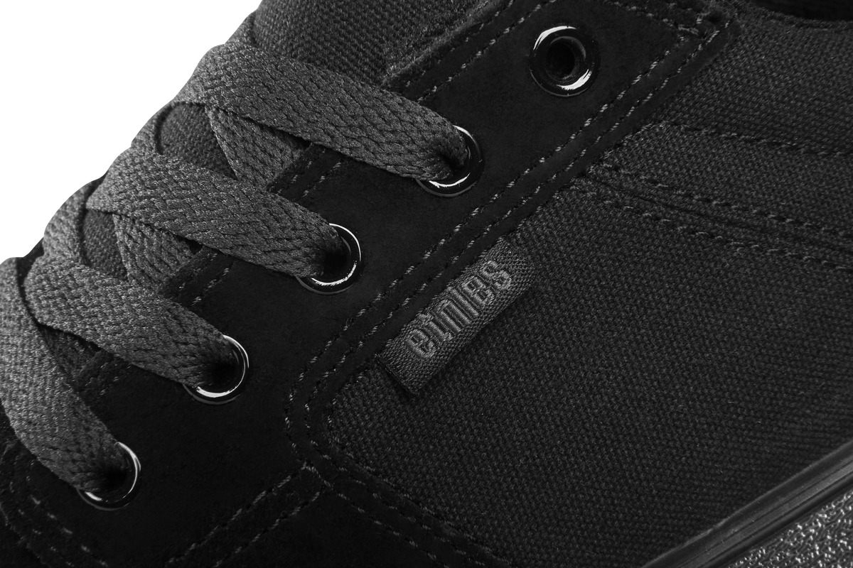 Etnies Barge LS Skate Low-Top Vulcanized