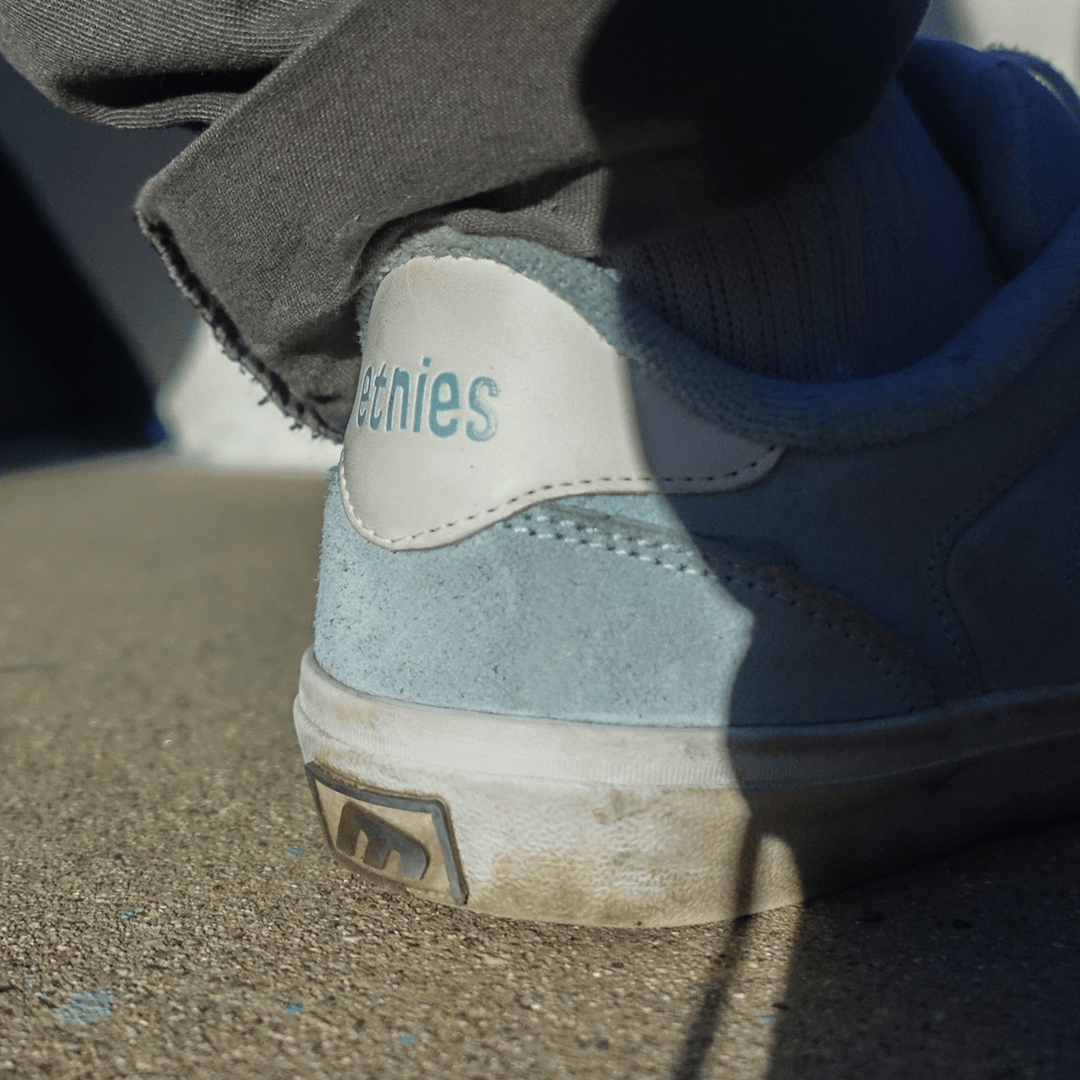 Etnies Light Blue Skate Shoes – Locut Vulc x Fos