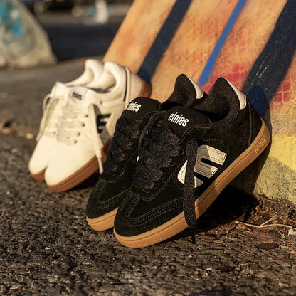 Etnies Marana Kids Skate Shoes for skateboarding