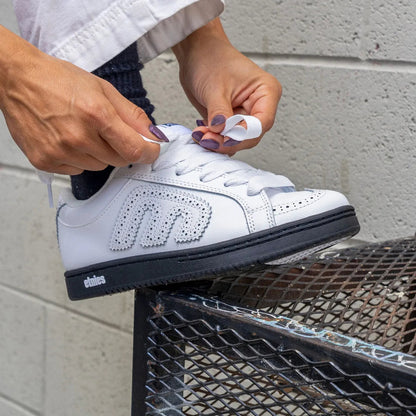 Etnies White Chunky Suede Skate Shoes – Kingpin