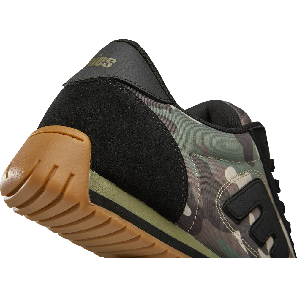 Etnies Black Suede Low-Top Skate Shoes – Locut 2K