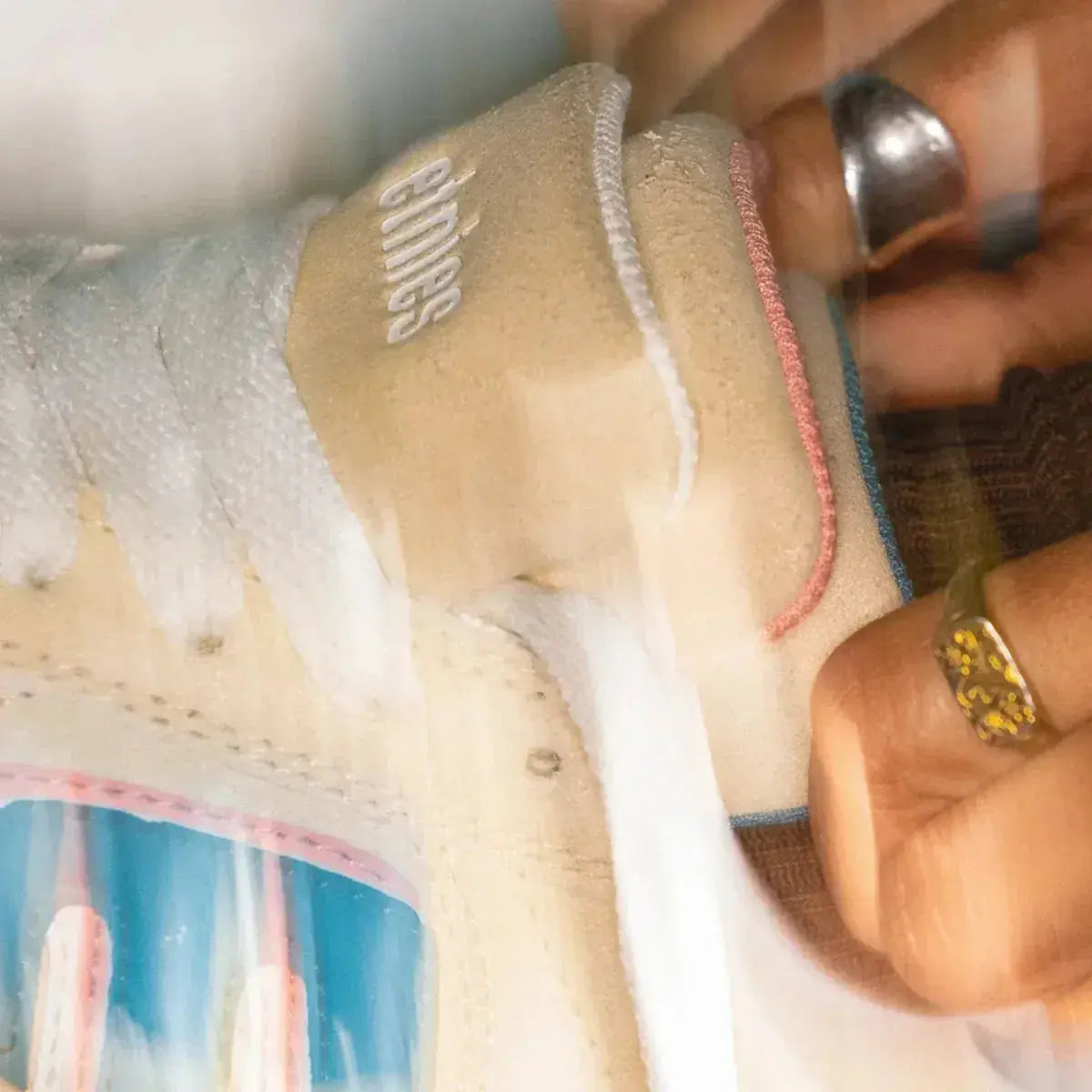 Etnies Locut Triple Tongue Skate Low-Top Shoe