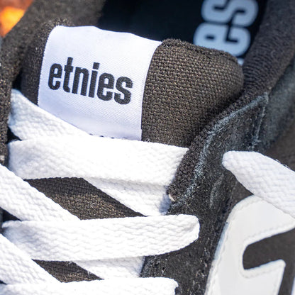 Etnies Black Vulcanized Skate Shoes – Locut Vulc