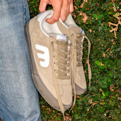 Etnies Warm Grey Skate Shoes – Locut Vulc