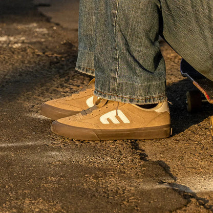 Etnies Warm Grey Skate Shoes – Locut Vulc