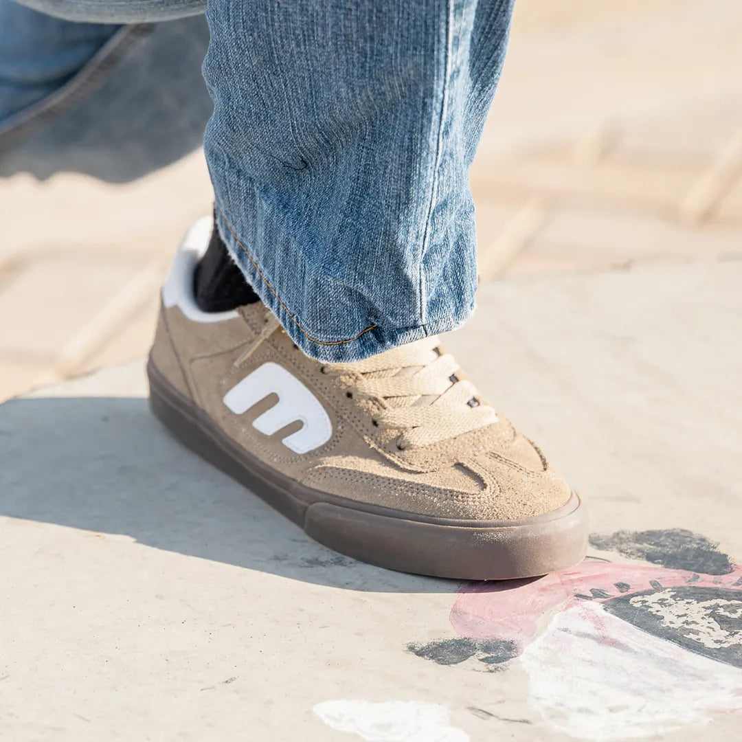 Etnies Warm Grey Skate Shoes – Locut Vulc