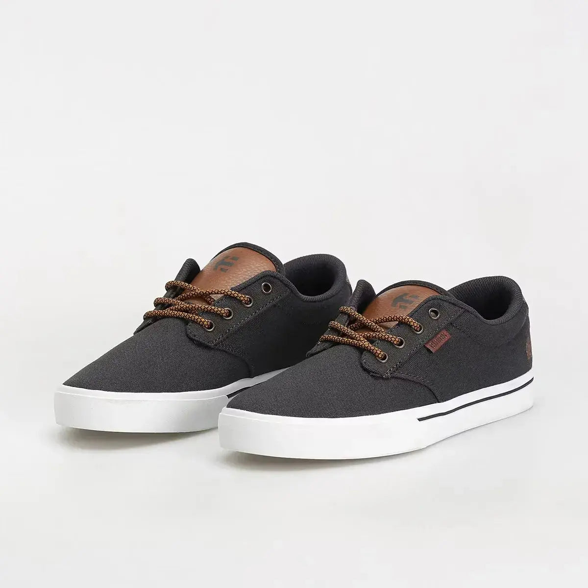 Etnies Jameson 2 Eco navy/tan/white - skate shoes