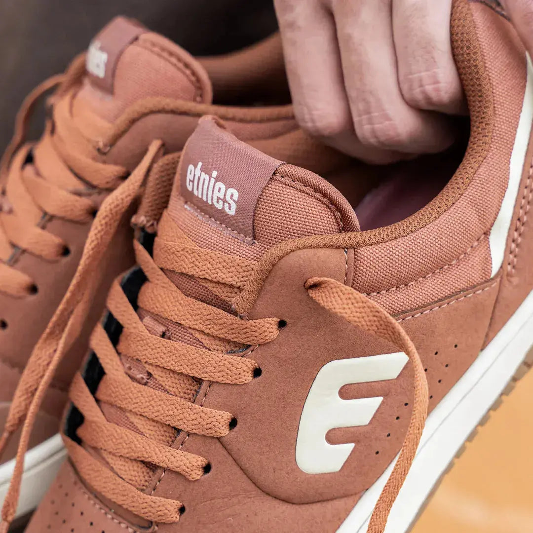 Etnies Marana Michelin Skate Low-Top Shoe