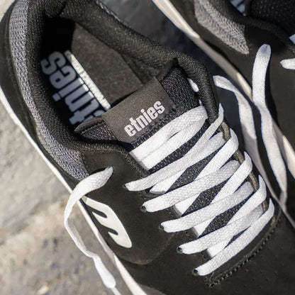 Etnies Marana OG Skate Low-Top Shoe - men's shoes