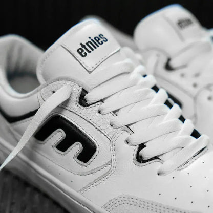 Etnies Loot Skate Low-Top Shoe - Skateboarding