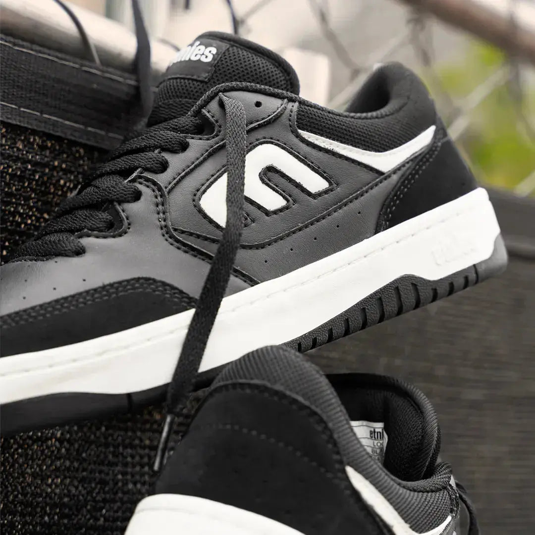 Etnies Loot Skate Low-Top Shoe - Skateboarding