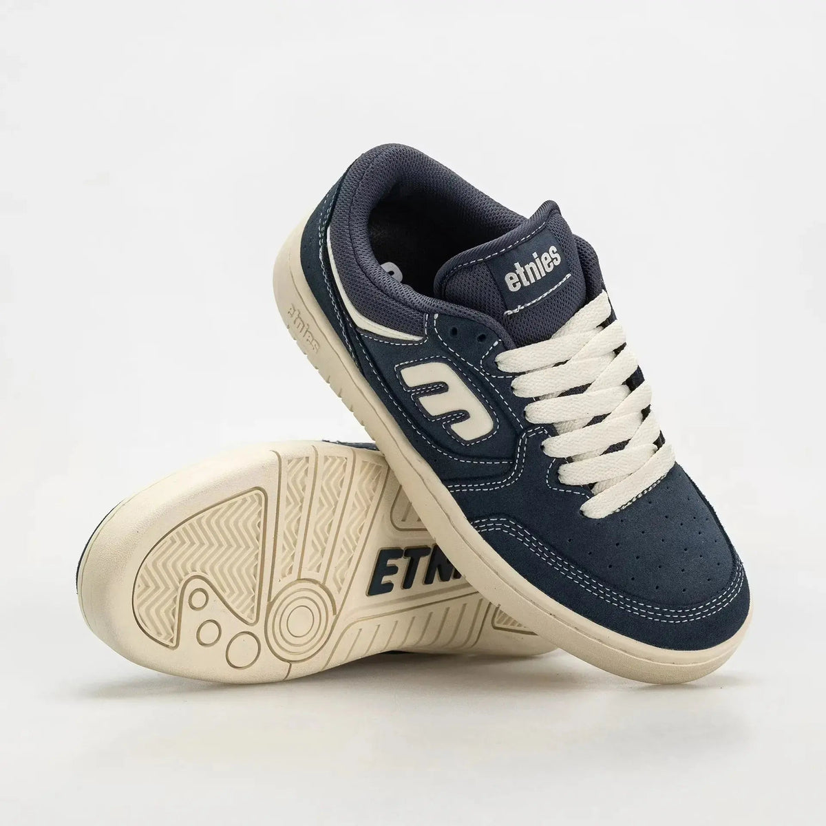 Etnies Loot Low - Top Skate Shoe Navy White