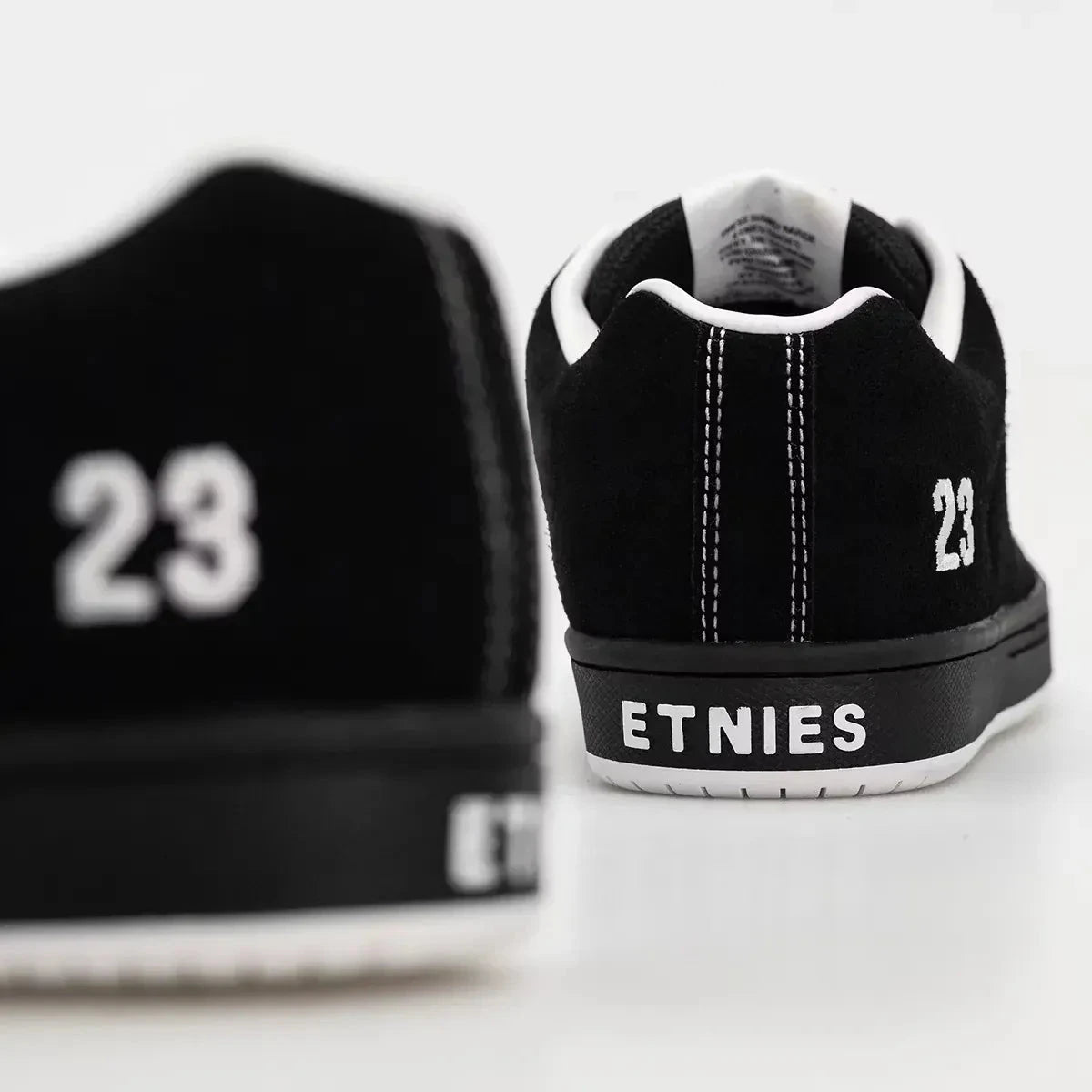 Etnies Sal 23 black/white - skate shoes