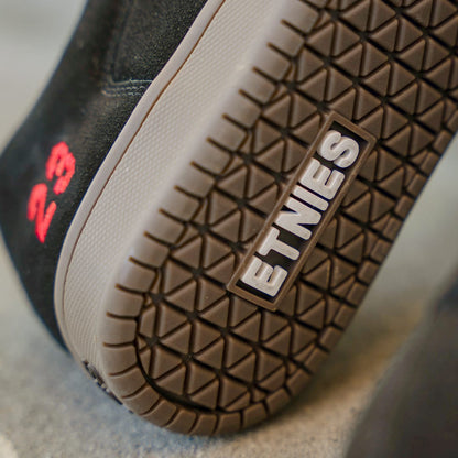 Etnies Sal 23 Skate Low-Top Shoe - skateboarding
